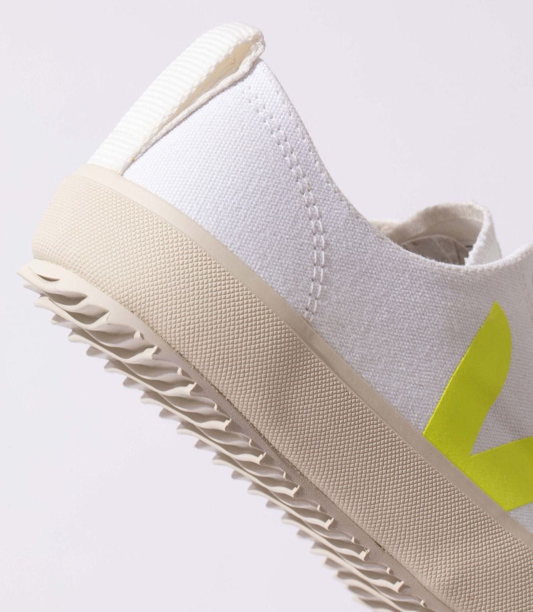 Veja Nova Canvas Women's Sneakers White | VJ28176M