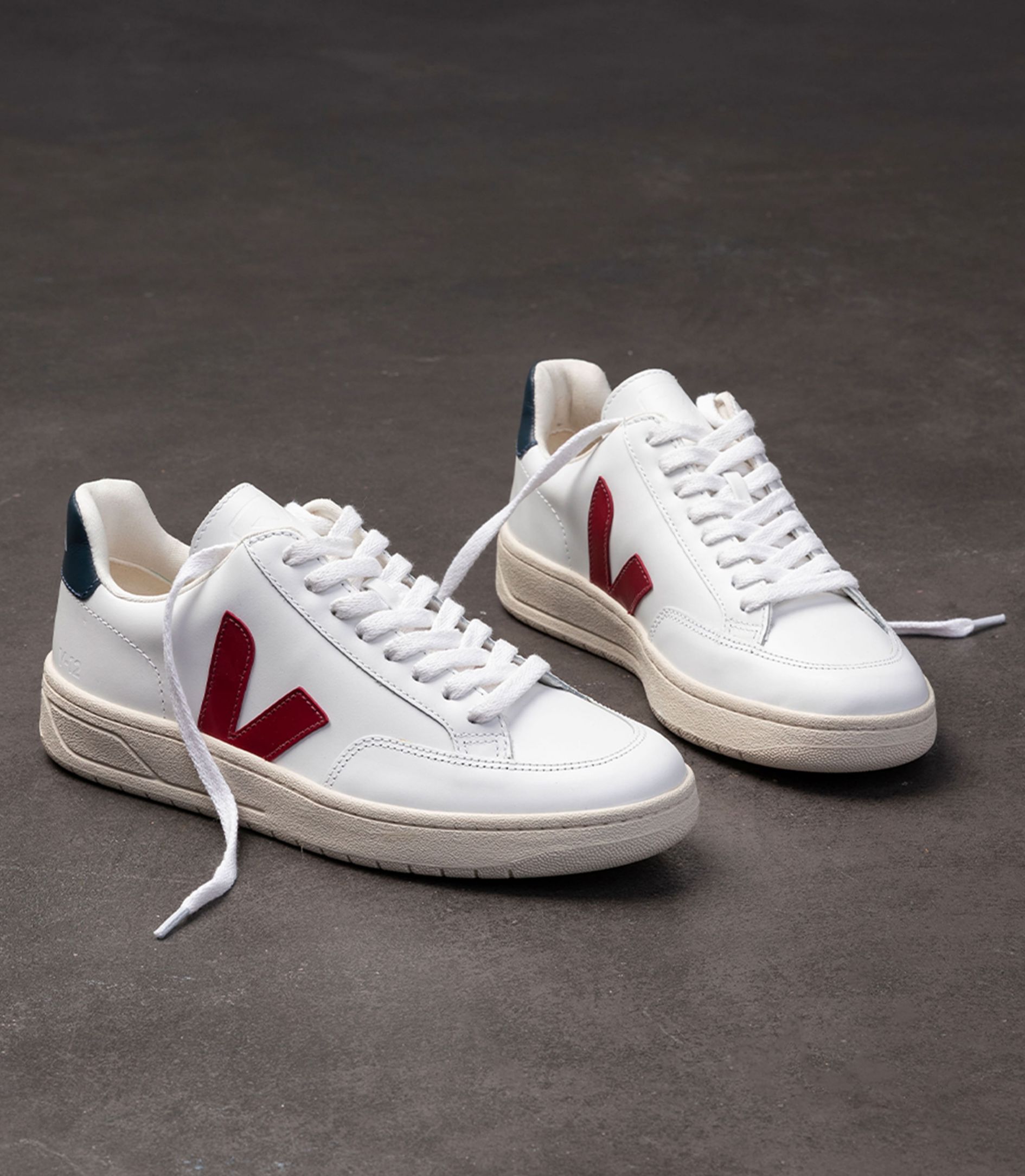 Veja V-12 Leather Women's Sneakers White Red | VJ31952W