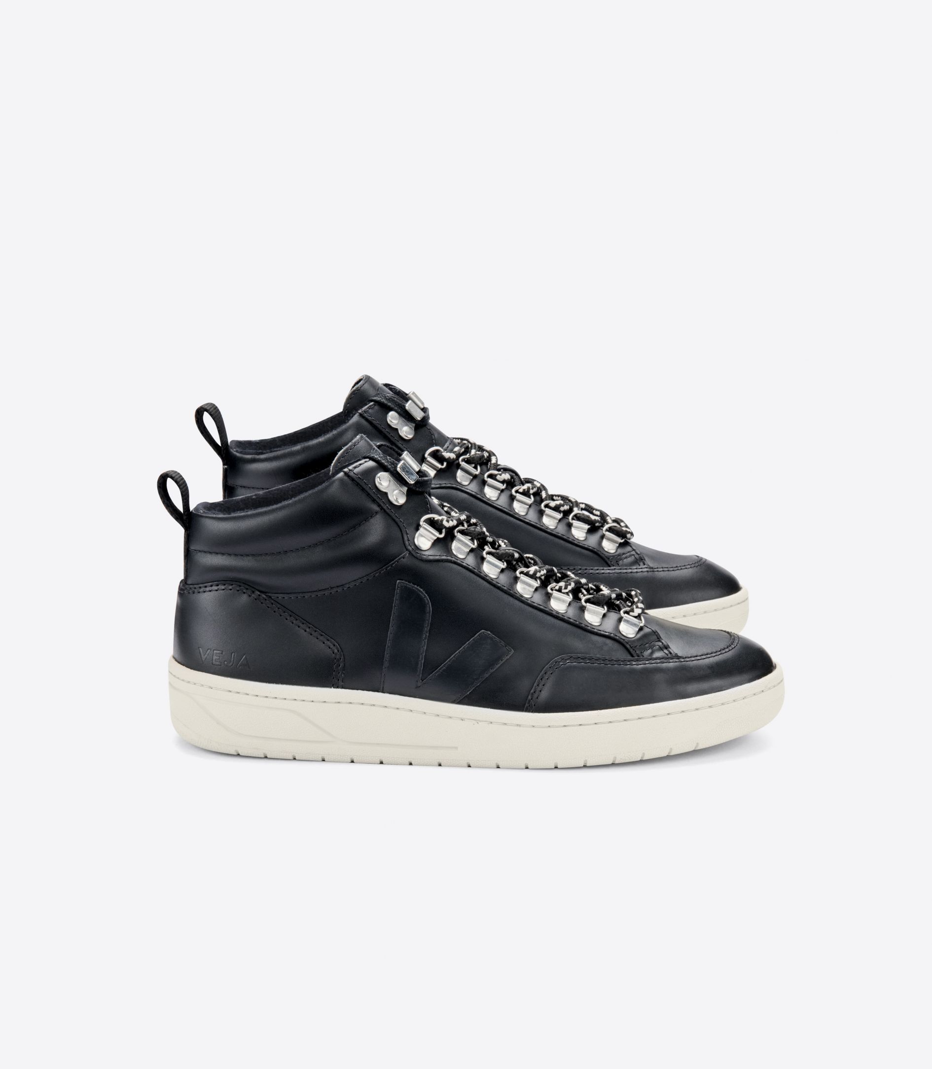 Veja Roraima Leather Men's Sneakers Black | VJ57403B